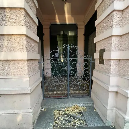 Wohnung Im Universitaetsring Halle  Exterior photo